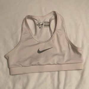 White nike sports bra